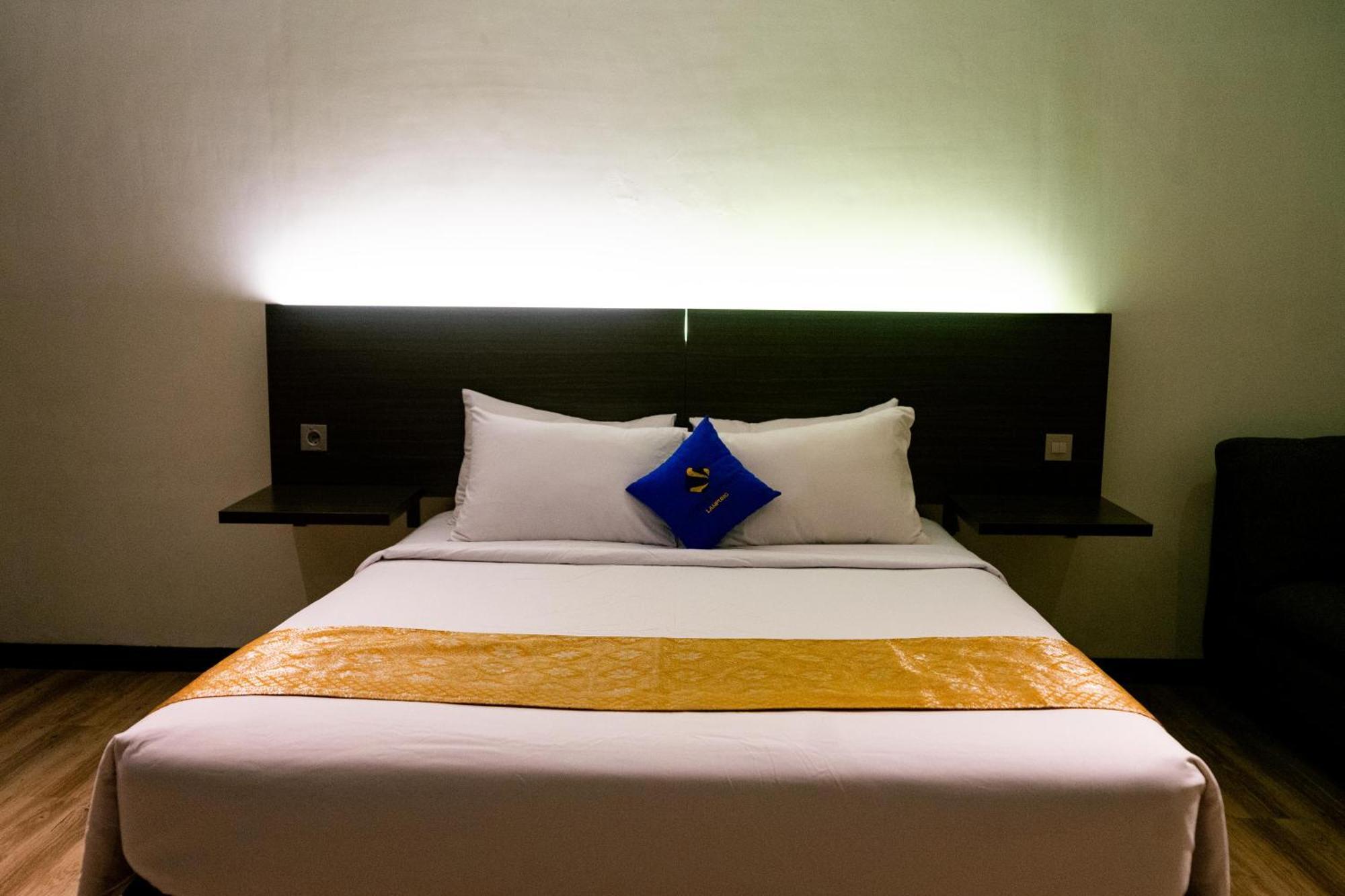 Yunna Hotel Lampung Bandar Lampung Exteriér fotografie
